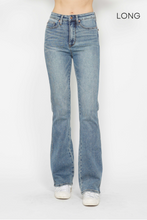 Load image into Gallery viewer, Light In The Darkness Tummy Control Judy Blues Jeans