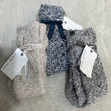 Load image into Gallery viewer, Barefoot Dreams Cozychic® Heathered Socks