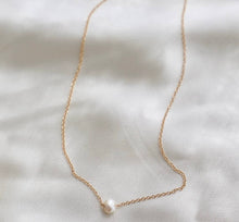 Load image into Gallery viewer, Katie Walton Pearl Cove Necklace