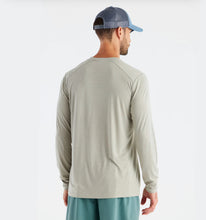 Load image into Gallery viewer, Men&#39;s Bamboo Sandstone Lightweight Long Sleeve