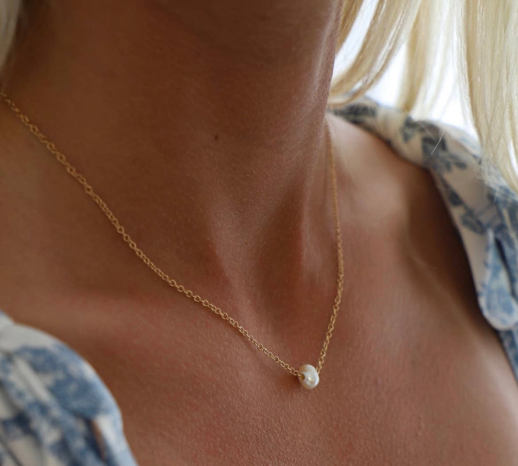 Katie Walton Pearl Cove Necklace