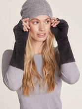 Load image into Gallery viewer, Barefoot Dreams Carbon CozyChic Lite® Fingerless Gloves